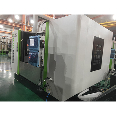 Вертикально-фрезерный обрабатывающий центр с ЧПУ MVL1380 Fanuc | DRC